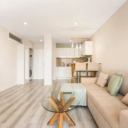 דירה Atlantic Smart Home, Hi-end Services, Media Stream